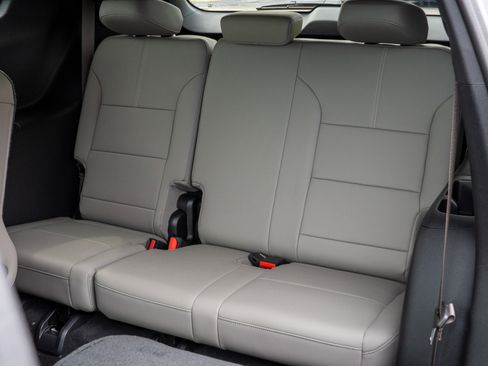 New 2026 GMC Acadia Elevation FWD image 30