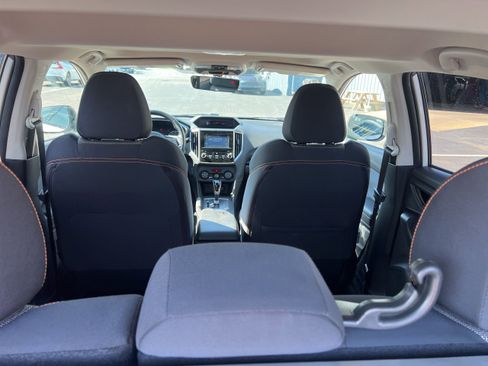 Used 2019 Subaru Crosstrek 2.0i Premium w/ Moonroof Package image 23