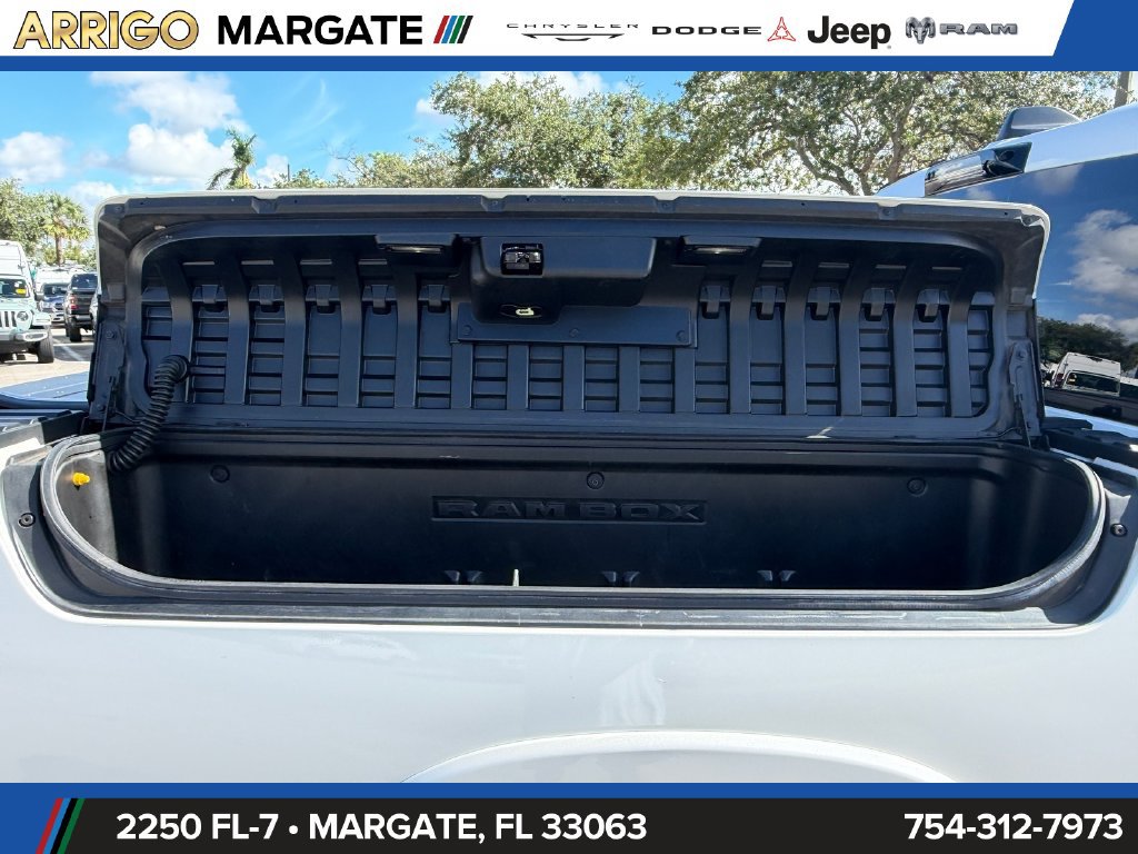 Used 2021 RAM 1500 Limited AWD/4WD image 17