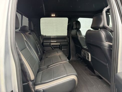Used 2017 Ford F150 Raptor w/ Equipment Group 802A Luxury AWD/4WD image 10