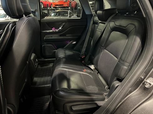 Used 2020 Lincoln Corsair AWD w/ Premium Package image 27