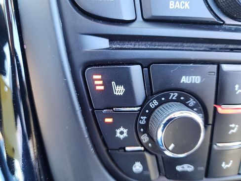 Used 2017 Buick Cascada Premium image 34