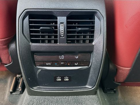 Used 2023 BMW 330e xDrive w/ Premium Package image 17