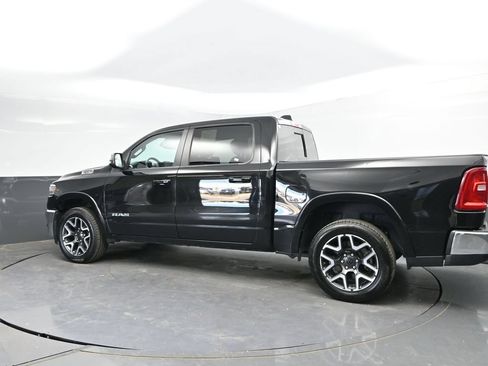 Used 2025 RAM 1500 Laramie AWD/4WD image 7
