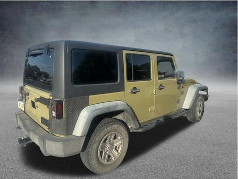 Used 2013 Jeep Wrangler Unlimited Sport w/ Connectivity Group AWD/4WD image 6