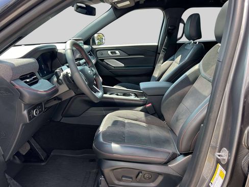 Used 2025 Ford Explorer ST w/ Sun And Sound Package AWD/4WD image 16