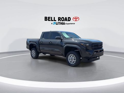 Used 2025 Toyota Tacoma SR5 AWD/4WD image 2