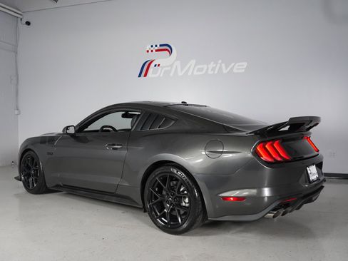 Used 2018 Ford Mustang GT Premium w/ Black Accent Package RWD image 17