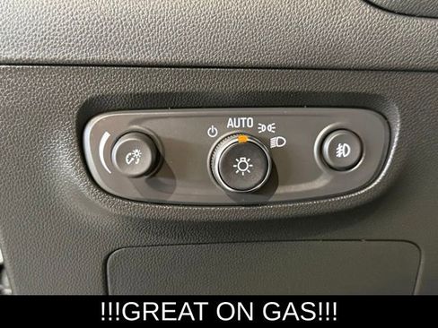 Used 2023 Buick Encore GX Select w/ Sport Touring Package image 25