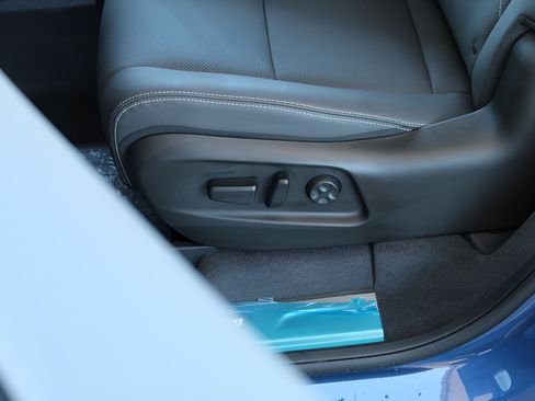 New 2024 VinFast VF 9 Plus AWD/4WD image 14