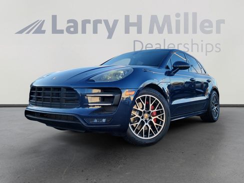 Used 2015 Porsche Macan Turbo image 1