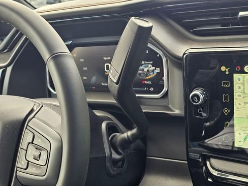 New 2026 GMC Sierra 2500 AT4 w/ AT4 Premium Plus Package AWD/4WD image 36