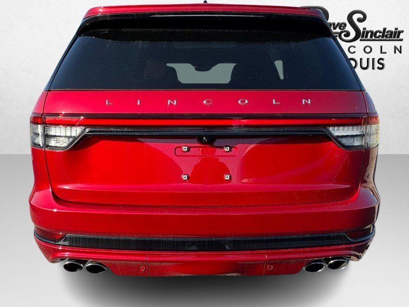 Used 2025 Lincoln Aviator Reserve w/ Equipment Group 201A AWD/4WD image 6