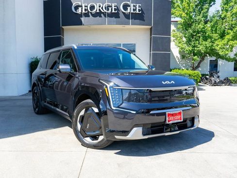 New 2026 Kia EV9 Land image 1