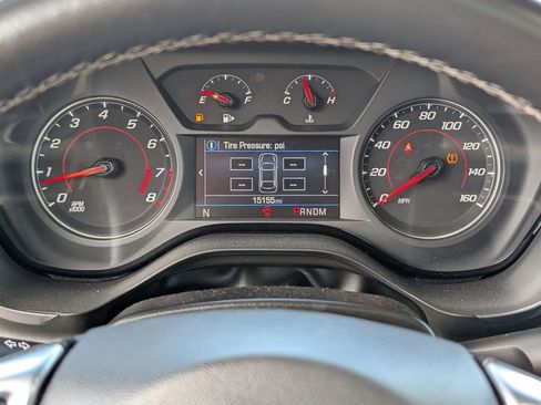 Used 2022 Chevrolet Camaro LT RWD image 22