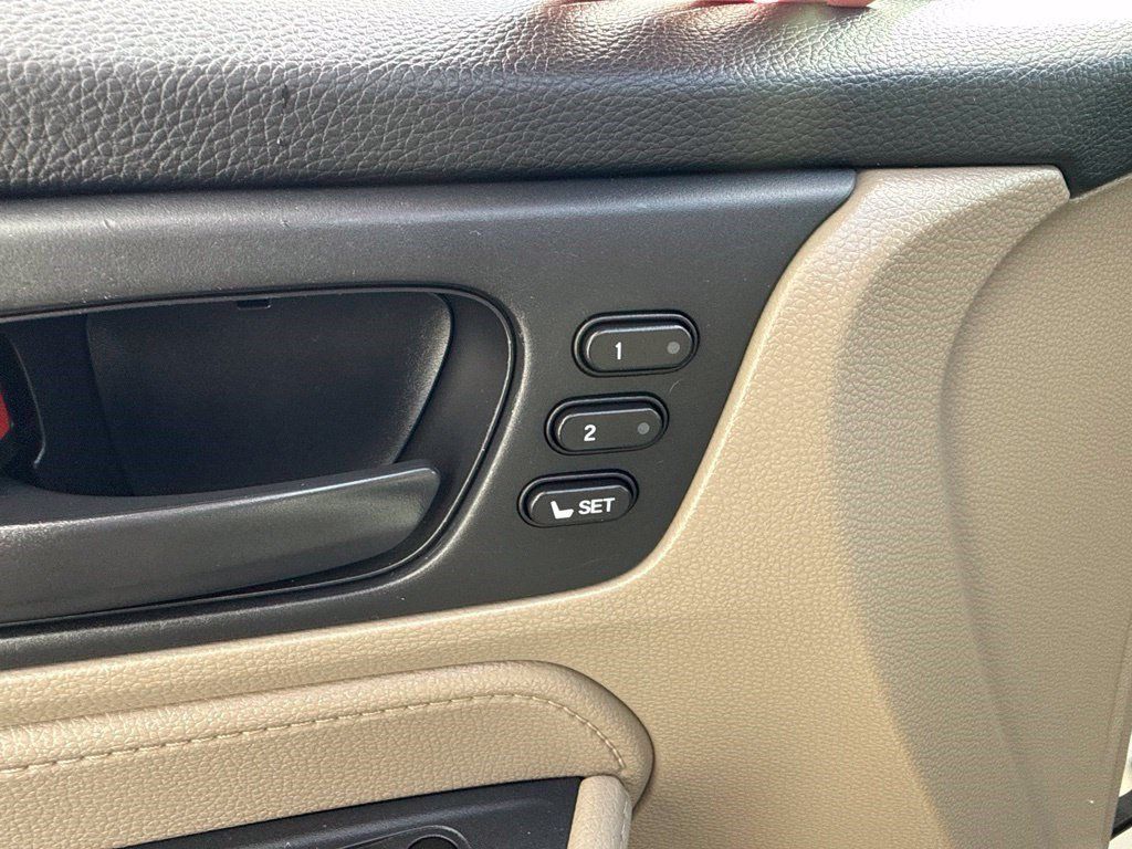 Used 2019 Honda Odyssey EX-L image 9
