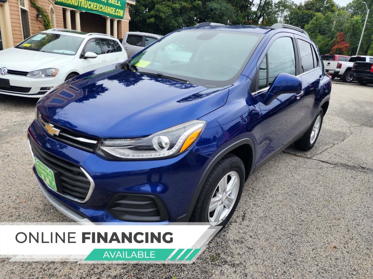 Used 2017 Chevrolet Trax LT w/ LT Convenience Package AWD/4WD image 1