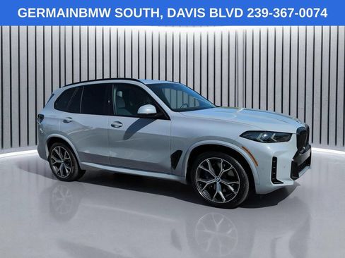Certified 2024 BMW X5 sDrive40i w/ M Sport Package RWD image 3
