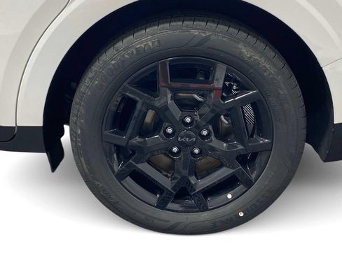 New 2026 Kia Carnival SX Prestige FWD image 10