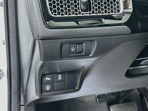 Used 2023 Honda Civic Touring image 10
