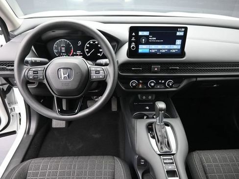 Used 2026 Honda HR-V LX image 25