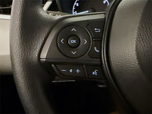 Certified 2025 Toyota Corolla LE image 12