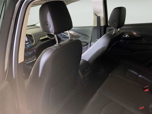 Used 2020 GMC Terrain Denali w/ Denali Premium Package AWD/4WD image 28