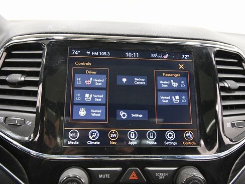 Used 2020 Jeep Grand Cherokee Limited w/ Luxury Group II image 26