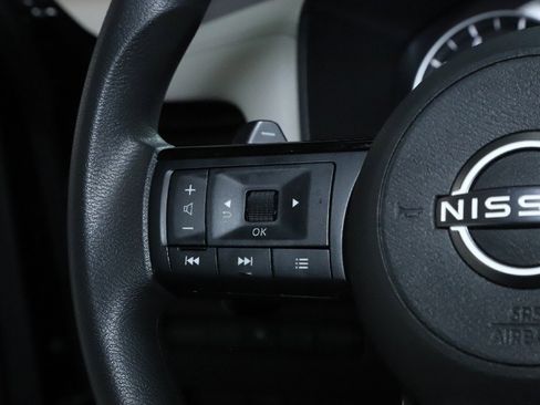 Certified 2023 Nissan Rogue SV image 22