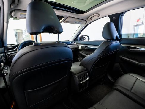 Used 2023 INFINITI QX50 Luxe image 58