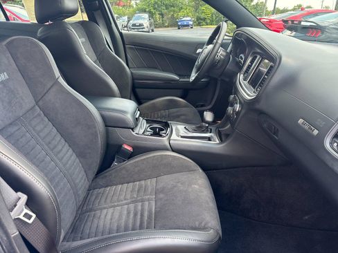 Used 2023 Dodge Charger Scat Pack w/ Daytona Edition Group RWD image 39