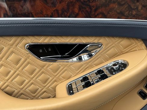 Certified 2022 Bentley Continental GT image 14