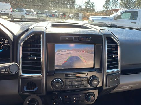 Used 2015 Ford F150 XLT w/ Equipment Group 302A Luxury image 33