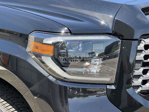 Used 2021 Toyota Tundra SR5 w/ TRD Sport Package AWD/4WD image 10