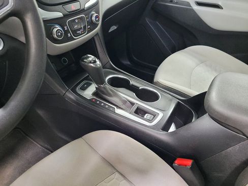 Used 2018 Chevrolet Equinox LS AWD/4WD image 26
