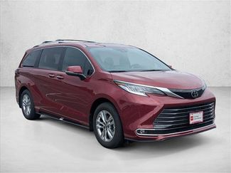 Used 2026 Toyota Sienna Limited AWD/4WD video 3