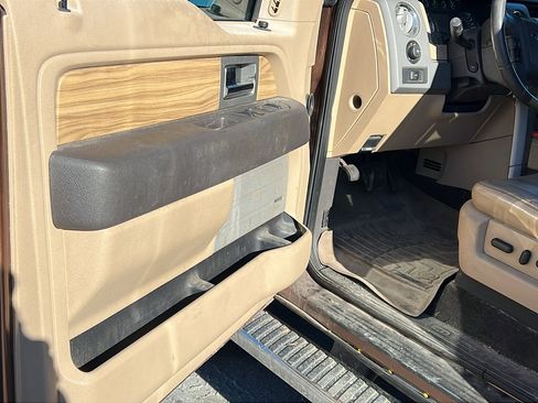 Used 2011 Ford F150 Lariat w/ Lariat Chrome Pkg image 13