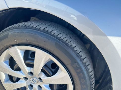 Used 2024 Toyota Corolla LE image 11