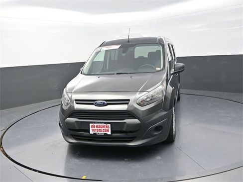 Used 2017 Ford Transit Connect XL image 2