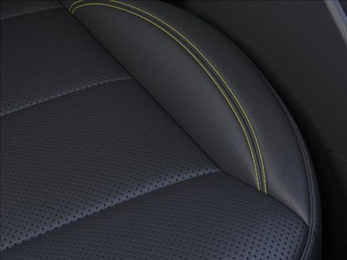 New 2026 Chevrolet Trax ACTIV w/ Sunroof Package FWD image 21