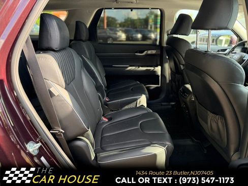 Used 2024 Hyundai Palisade Limited AWD/4WD image 13