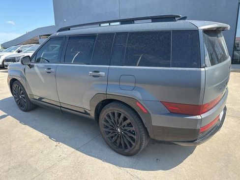 Used 2024 Hyundai Santa Fe Calligraphy FWD image 5