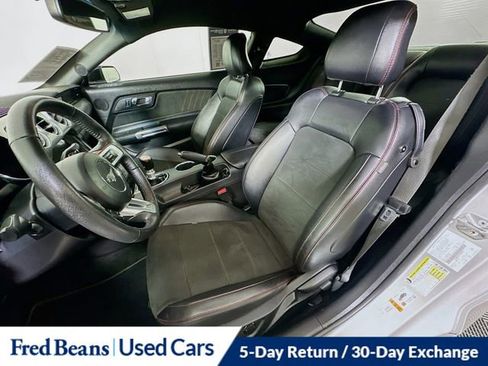 Used 2017 Ford Mustang GT Premium w/ Equipment Group 401A RWD image 27