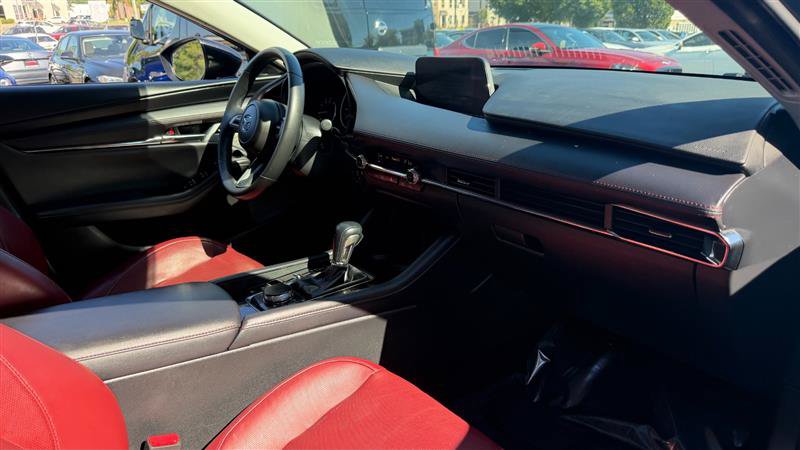Used 2023 MAZDA MAZDA3 s FWD image 6