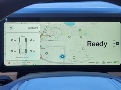 Used 2025 Rivian R1S Premium image 13