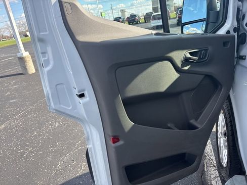 Used 2024 Ford Transit 250 Low Roof w/ Exterior Upgrade Package RWD image 40