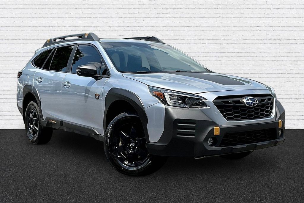 Used 2023 Subaru Outback Wilderness AWD/4WD image 3