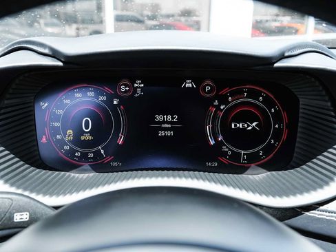 Used 2023 Aston Martin DBX AWD/4WD image 56