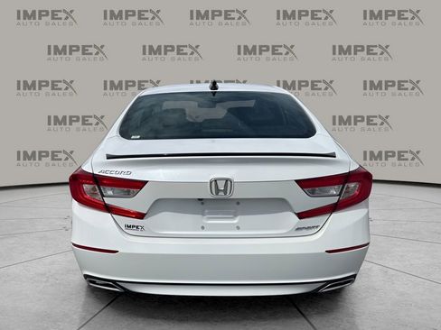 Used 2022 Honda Accord Sport image 4