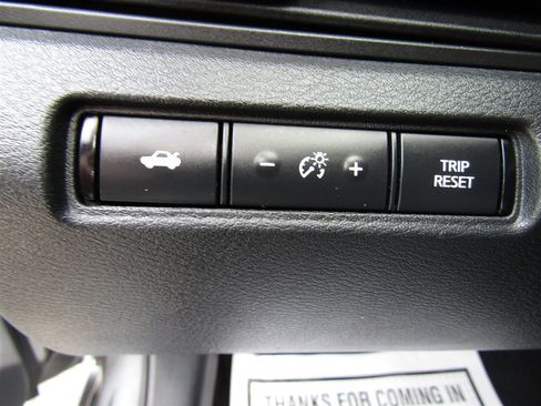 Used 2012 Nissan Altima 3.5 SR w/ Technology Pkg FWD image 53